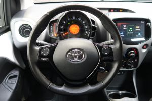 Toyota Aygo X-Play Sky VVT-i #908819